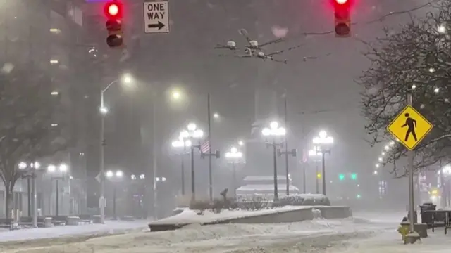 Streets covered in snow in Dayton, Ohio