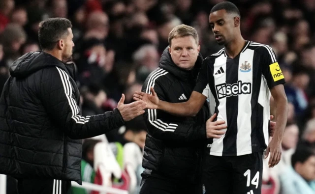 Newcastle United's Alexander Isak (right) is substituted