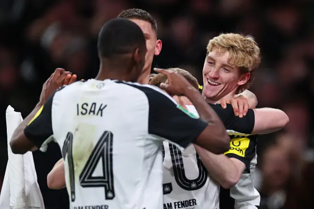 Anthony Gordon of Newcastle United celebrates