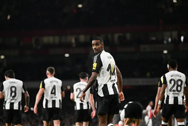 Alexander Isak of Newcastle United (14) celebrates