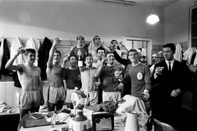 Liverpool players with the Curlett Cup