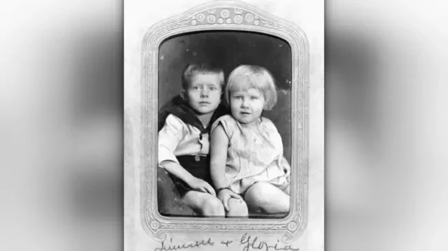 A black and white picture of Jimmy Carter as a child with his young sister