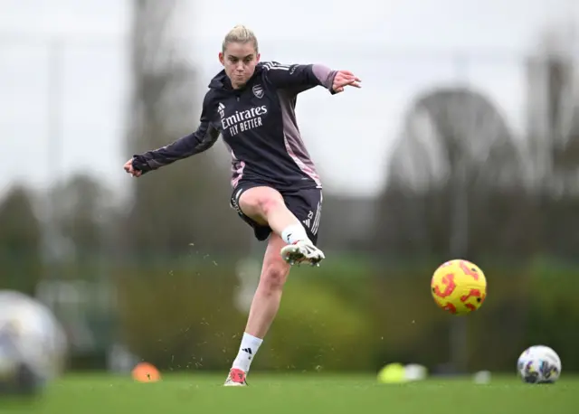 Arsenal's Alessia Russo in training