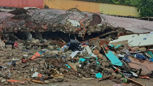 Damage in Yolanda Village