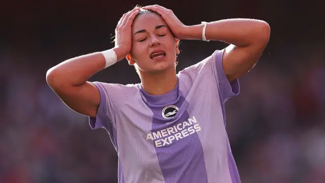Carla Camacho of Brighton & Hove Albion reacts