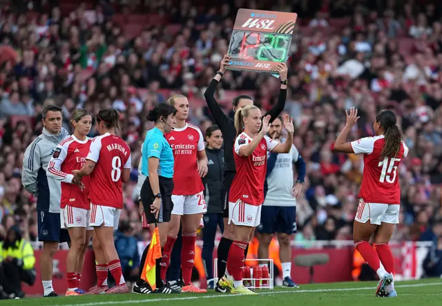 Beth Mead of Arsenal comes on as a substitute for teammate Olivia Smith