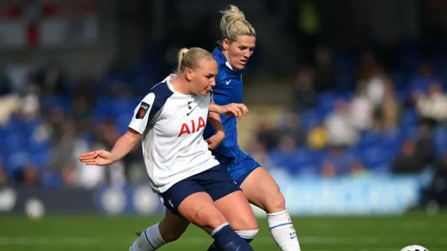 Chelsea v Spurs action