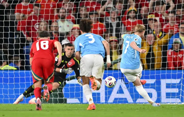 De Bruyne scores penalty