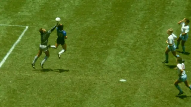 Maradona handball