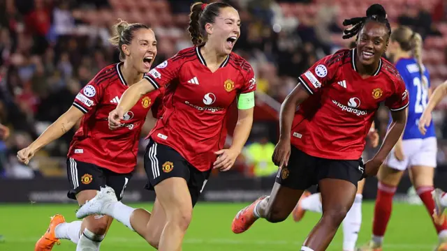 Manchester United celebrate a goal
