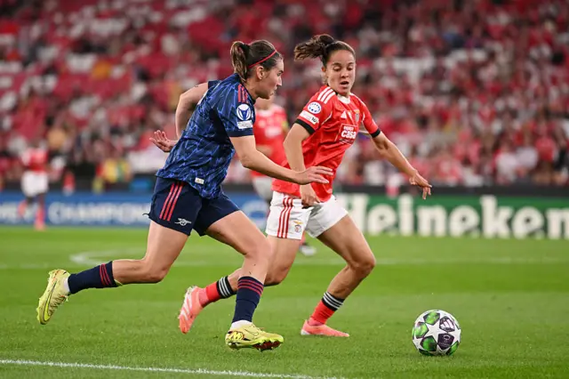 Mariona Caldentey of Arsenal runs with the ball