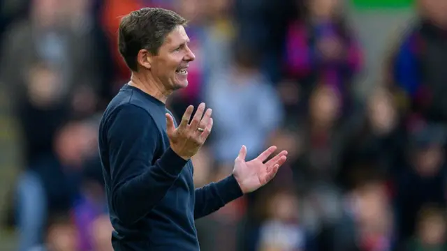 Oliver Glasner of Crystal Palace gestures in his technical area
