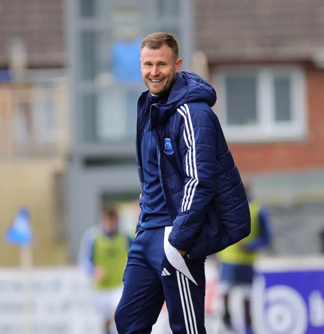 Glenavon manager, O'Connor