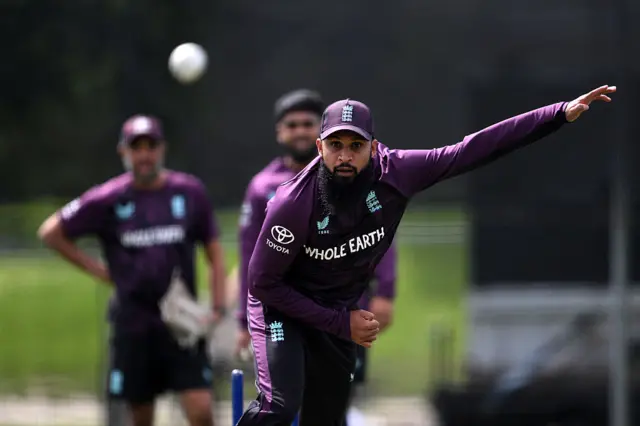 Adil RaSHID