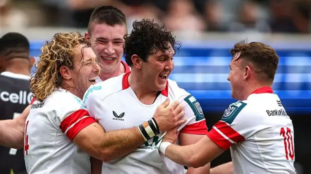 Werner Kok celebrates his try