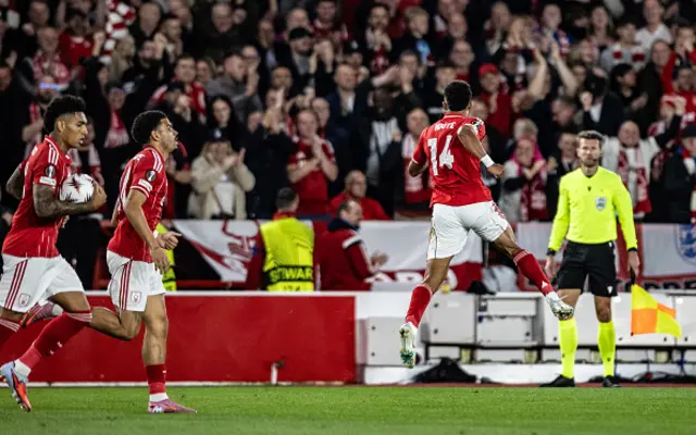 Nottingham Forest's Dan Ndoye celebrates