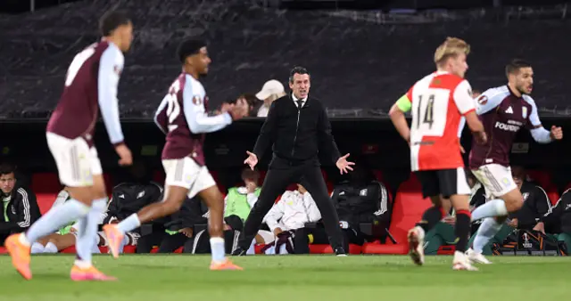 Unai Emery, Manager of Aston Villa, reacts