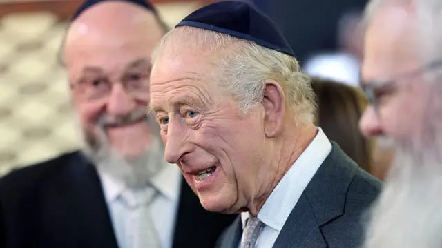 King Charles wearing a kippah