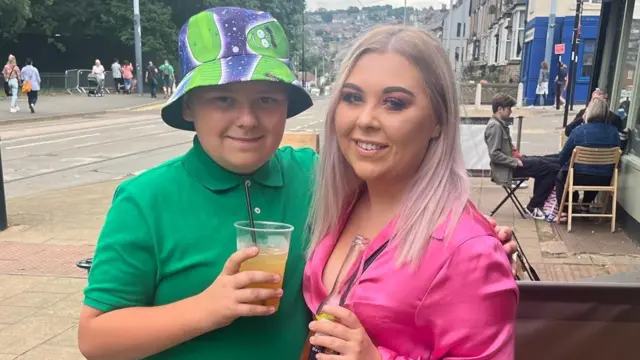 Harvey and Sophie Willgoose