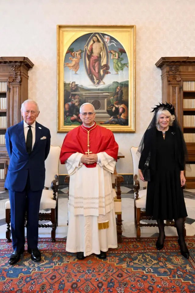 King, Pope and Queen