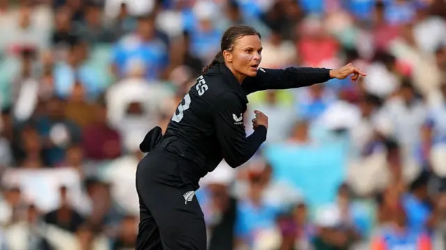 : Suzie Bates of New Zealand