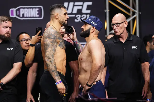 Aleksandar Rakic and Azamat Murzakanov face off