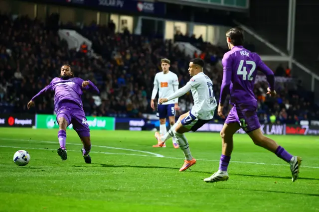Lewis Dobbin of Preston North End shoots at goal