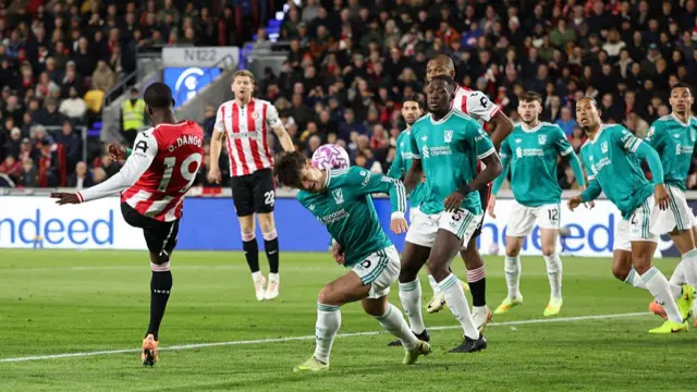 Dango Ouattara of Brentford scores