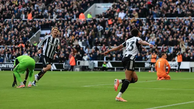 Jacob Murphy of Newcastle United (23) celebrates