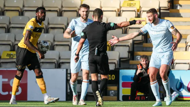 Livingston are awarded a penalty against Motherwell