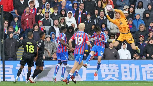 Robin Roefs claiming the ball against Crystal Palace