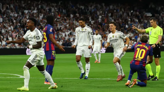 Real Madrid given a penalty