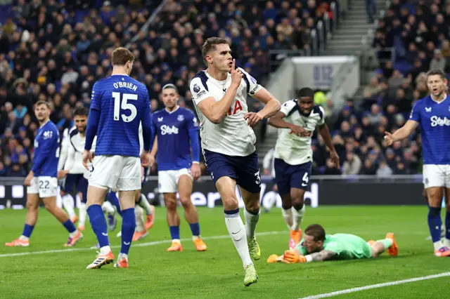Micky van de Ven of Tottenham Hotspur celebrates scoring his team's second goal during the Premier League match between Everton and Tottenham Hotspur at Hill Dickinson Stadium on October 26, 2025 in Liverpool, England.