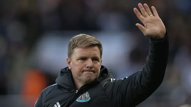 Eddie Howe waving to fans