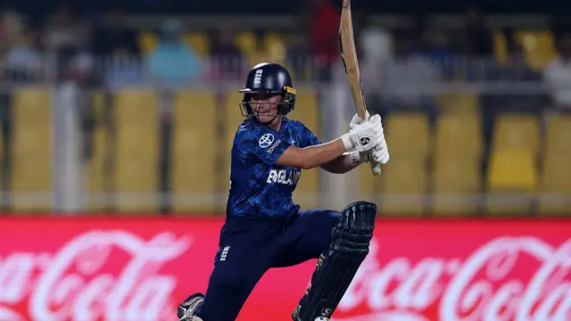 Alice Capsey of England