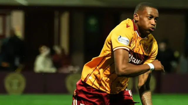 Maswanhise scores for Motherwell