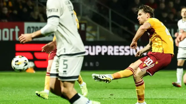 Elliot Watt scores Motherwell's second