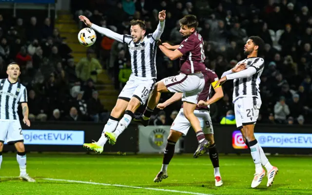St Mirren 2-2 Hearts