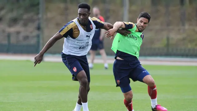 Danny Welbeck and Mikel Arteta in Arsenal training