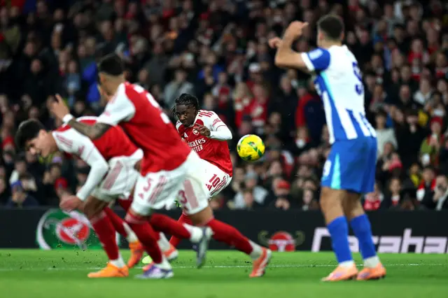 Eberechi Eze of Arsenal takes a free kick