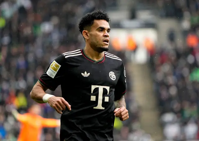 Luis Diaz of Bayern Munich looks on