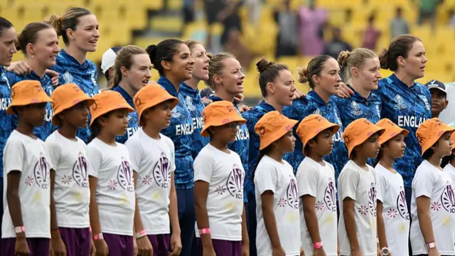 Players of England line up