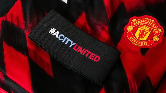 Manchester United black armband