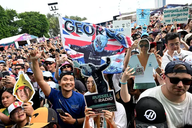 Fans in Singapore