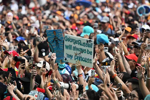 Fans in Singapore