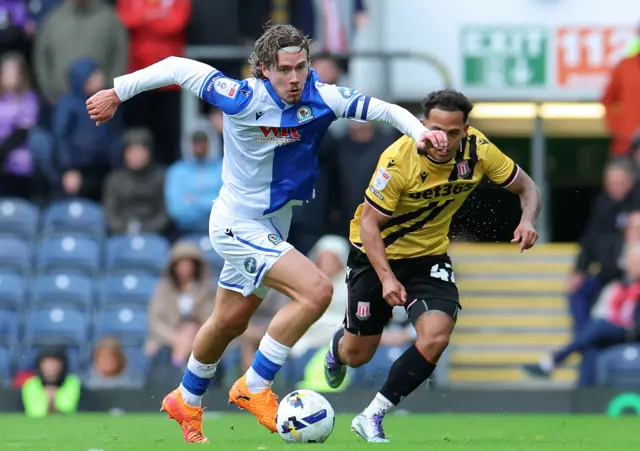 Blackburn Rovers' Todd Cantwell (left) and Stoke City's Million Manhoef in action
