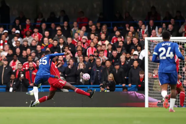 Moises Caicedo scoring a goal