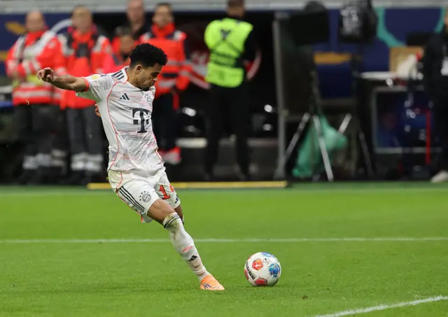 Luis Diaz scores