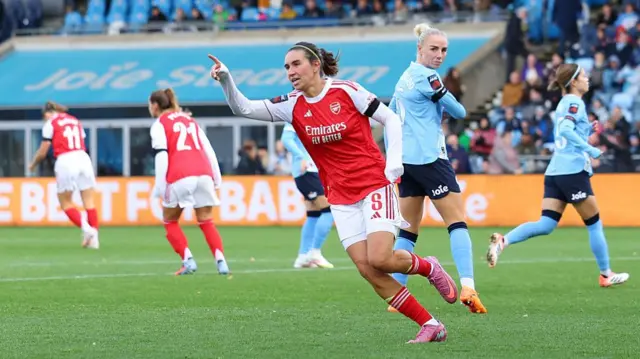 Mariona Caldentey scores for Arsenal