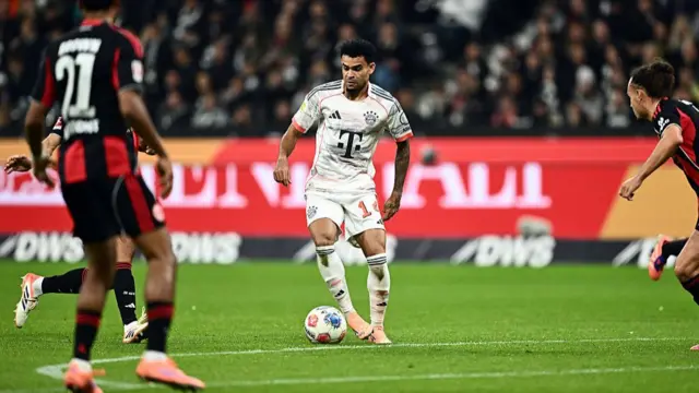 Luis Diaz of Bayern Munich controls the ball